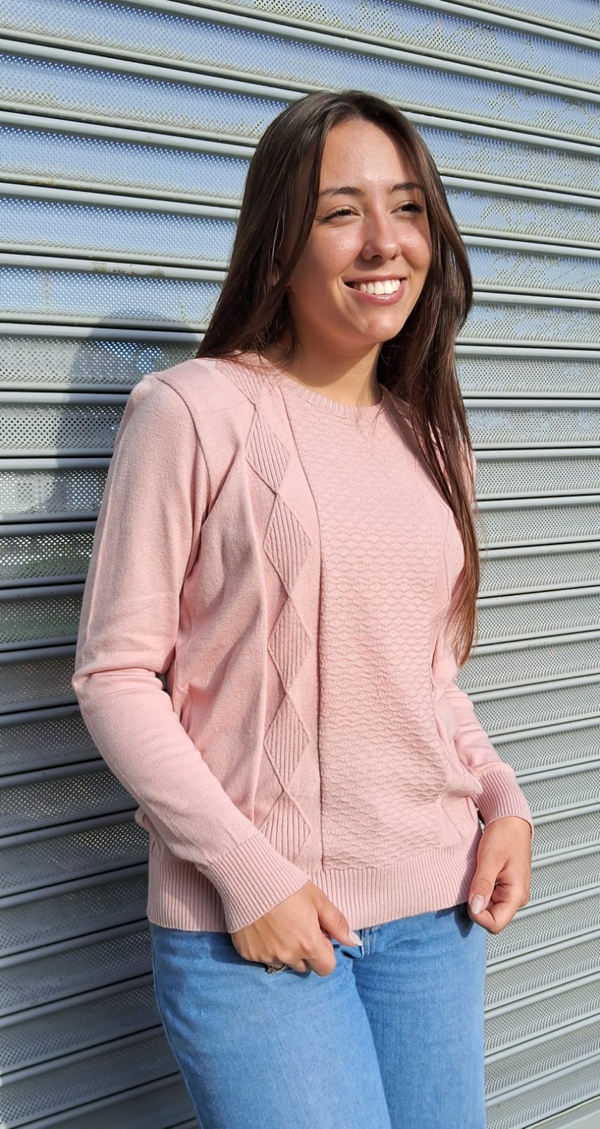 BLUSA FINA TRABALHADA